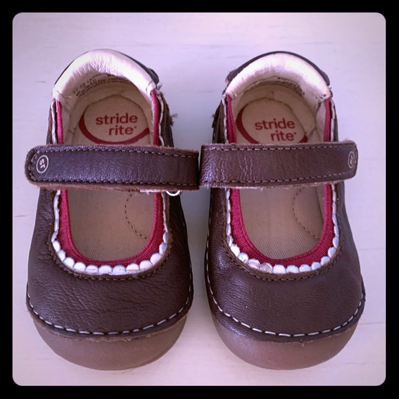 stride rite first walker